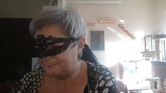 Snapshot of simona60 chatting on October 2025 01:20:01 PM simona60 online show from October 2025 01:20:01 PM