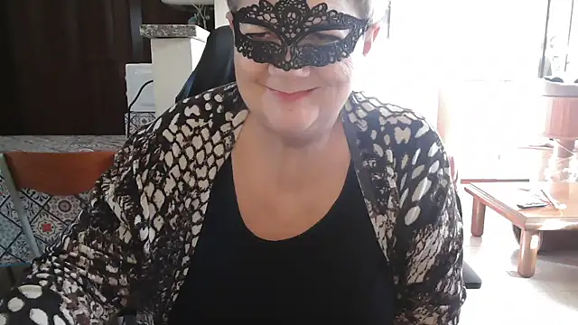 Snapshot of simona60 chatting on October 2025 01:18:01 PM simona60 online show from October 2025 01:18:01 PM