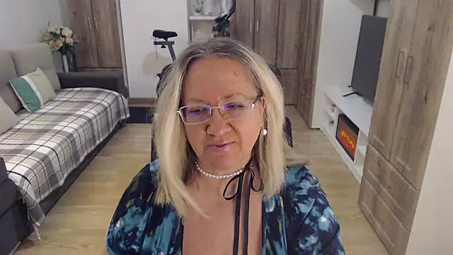 Raisshy online show from March 2025 05:13:01 AM