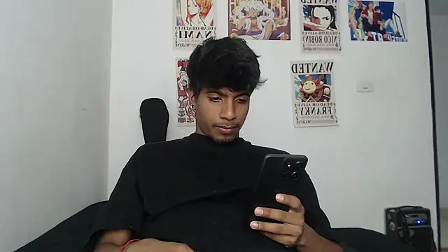 Snapshot of stevenosori chatting on April 2026 11:05:02 PM stevenosori online show from April 2026 11:05:02 PM