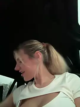 Snapshot of jasminesummer chatting on December 2024 07:49:02 PM jasminesummer online show from December 2024 07:49:02 PM