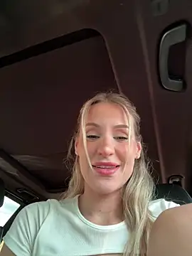 Snapshot of jasminesummer chatting on January 2025 07:45:01 PM jasminesummer online show from January 2025 07:45:01 PM