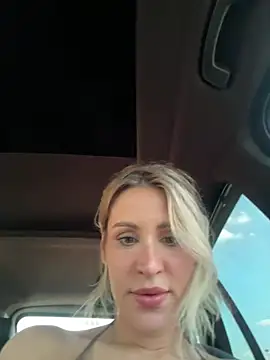 Snapshot of jasminesummer chatting on March 2025 04:44:02 PM jasminesummer online show from March 2025 04:44:02 PM