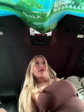 Snapshot of jasminesummer chatting on November 2025 05:28:02 PM jasminesummer online show from November 2025 05:28:02 PM