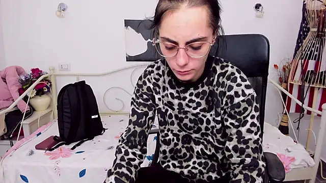 Snapshot of jessystarr chatting on February 2025 08:42:01 PM jessystarr online show from February 2025 08:42:01 PM