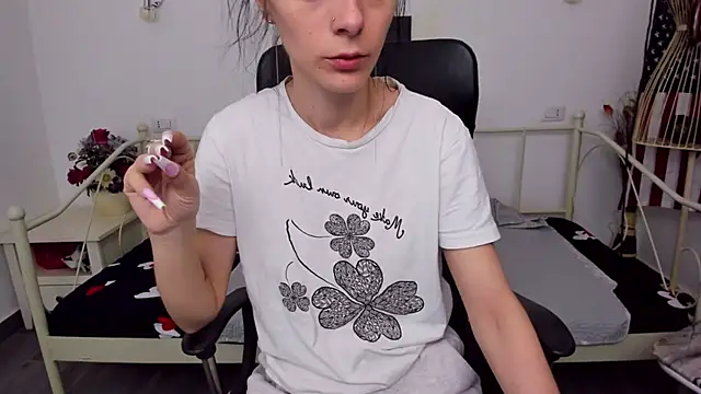 Snapshot of jessystarr chatting on February 2025 10:39:02 PM jessystarr online show from February 2025 10:39:02 PM