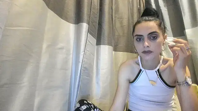 Snapshot of jessystarr chatting on October 2025 05:20:02 PM jessystarr online show from October 2025 05:20:02 PM