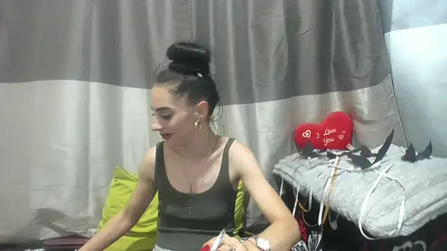 Snapshot of jessystarr chatting on November 2025 01:53:02 PM jessystarr online show from November 2025 01:53:02 PM