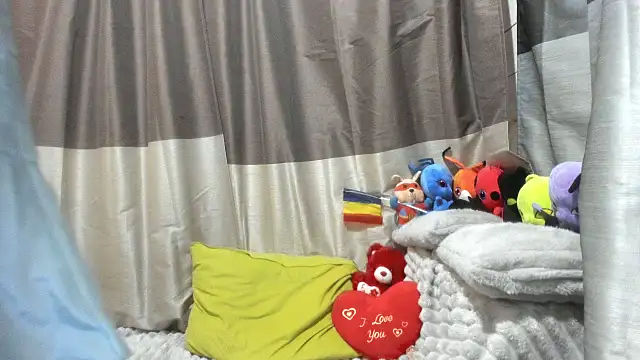 Snapshot of jessystarr chatting on December 2025 07:00:01 PM jessystarr online show from December 2025 07:00:01 PM