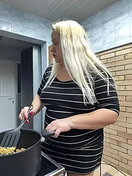 SabinaSweety online show from February 2026 03:52:02 PM