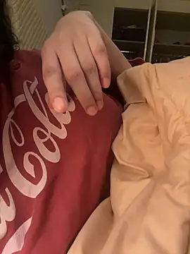 Snapshot of miaoberoi chatting on January 2025 04:50:02 PM miaoberoi online show from January 2025 04:50:02 PM