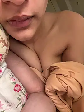 Snapshot of miaoberoi chatting on March 2025 07:15:02 PM miaoberoi online show from March 2025 07:15:02 PM