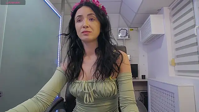 GlamKate online show from March 2025 10:29:02 AM