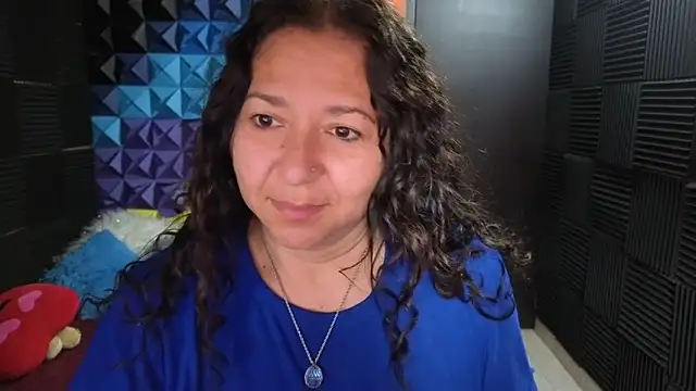 katifoxx online show from September 2025 05:58:02 PM