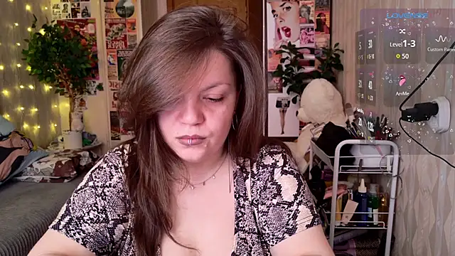 Snapshot of cutewhip chatting on April 2026 01:23:01 PM cutewhip online show from April 2026 01:23:01 PM