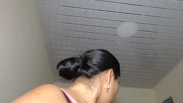 Snapshot of adrixxx38 chatting on October 2025 04:51:02 AM adrixxx38 online show from October 2025 04:51:02 AM