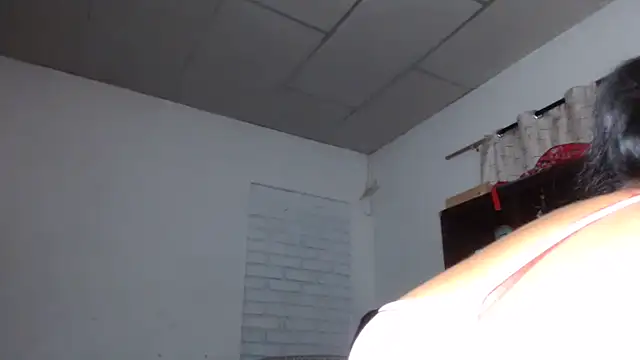 Snapshot of adrixxx38 chatting on November 2025 02:00:02 AM adrixxx38 online show from November 2025 02:00:02 AM