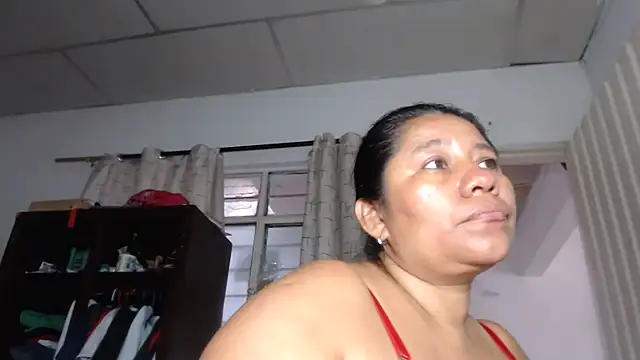 Snapshot of adrixxx38 chatting on November 2025 09:50:01 PM adrixxx38 online show from November 2025 09:50:01 PM