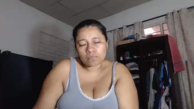 Snapshot of adrixxx38 chatting on February 2026 10:15:01 PM adrixxx38 online show from February 2026 10:15:01 PM