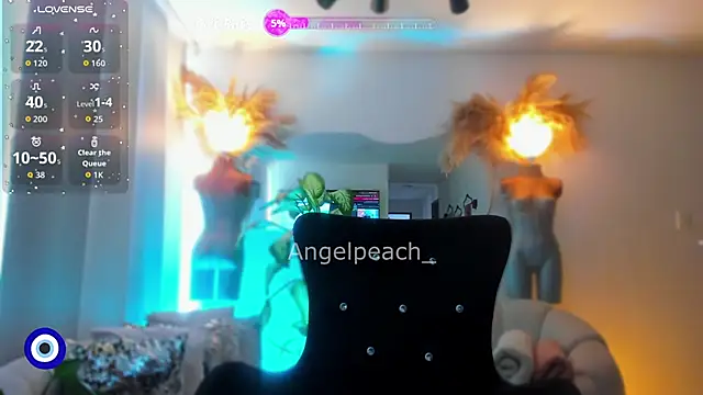 Angel Peach online show from December 2025 01:04:02 PM