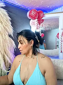 Snapshot of zullyxhot chatting on September 2025 09:27:01 PM zullyxhot online show from September 2025 09:27:01 PM