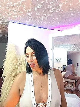 Snapshot of zullyxhot chatting on October 2025 10:18:02 PM zullyxhot online show from October 2025 10:18:02 PM