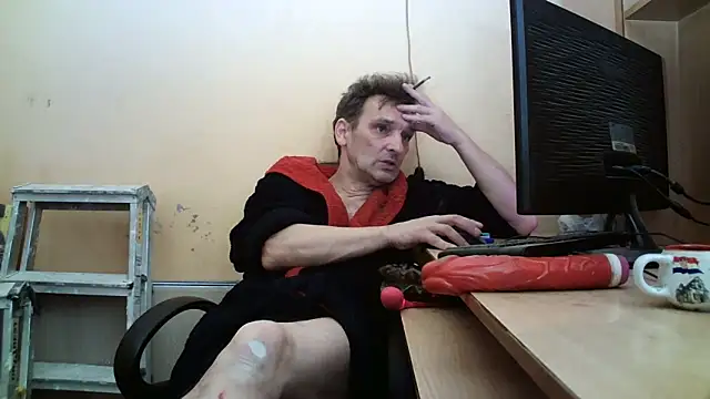 dundyFocus online show from April 2026 10:37:02 AM