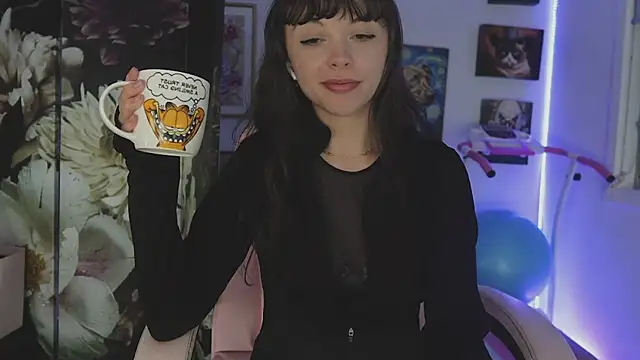 Snapshot of makiyahbelle chatting on April 2026 11:14:02 AM makiyahbelle online show from April 2026 11:14:02 AM