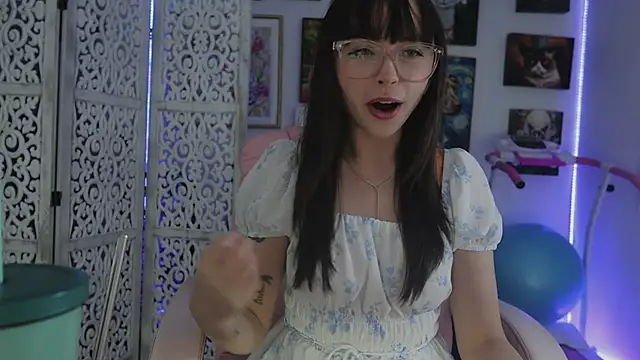 makiyahbelle online show from June 2026 07:51:01 AM