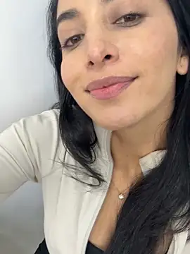 niko robin online show from November 2025 06:48:02 PM