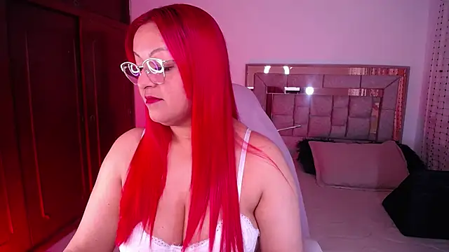 Snapshot of salomecastro_ chatting on February 2026 03:37:01 AM salomecastro online show from February 2026 03:37:01 AM