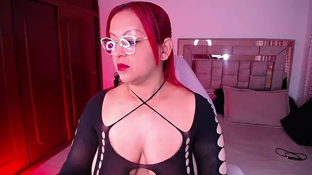 Snapshot of salomecastro_ chatting on February 2026 02:40:02 AM salomecastro online show from February 2026 02:40:02 AM