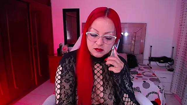 Snapshot of salomecastro_ chatting on April 2026 01:28:01 AM salomecastro online show from April 2026 01:28:01 AM