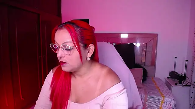 Snapshot of salomecastro_ chatting on May 2026 04:28:02 AM salomecastro online show from May 2026 04:28:02 AM