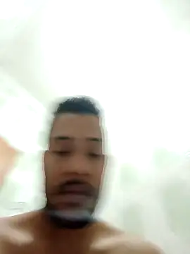 Snapshot of AzureKnee chatting on November 2025 05:30:01 PM AzureKnee online show from November 2025 05:30:01 PM