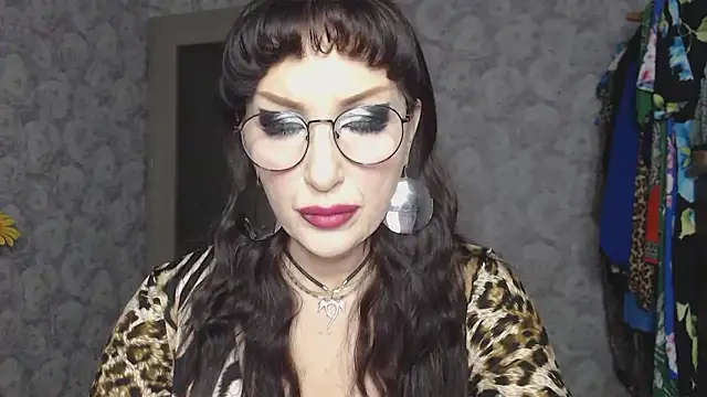 Aziza1 online show from December 2025 03:08:02 PM