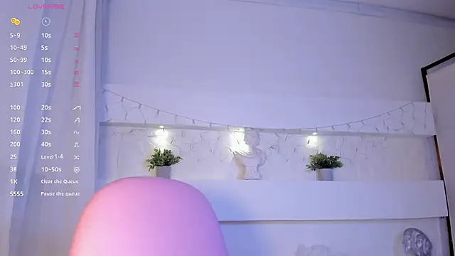 Snapshot of AshleyRoys chatting on December 2024 02:55:01 PM AshleyRoys online show from December 2024 02:55:01 PM