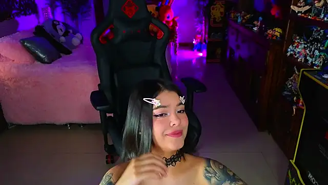 Snapshot of ambarEvans chatting on January 2025 11:13:01 PM ambarEvans online show from January 2025 11:13:01 PM