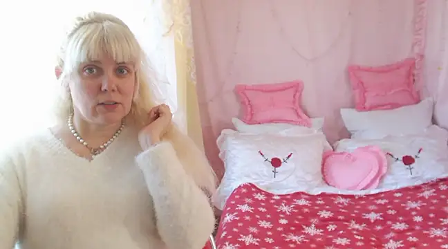 Snapshot of SunnySylvia chatting on February 2025 09:20:02 AM SunnySylvia online show from February 2025 09:20:02 AM