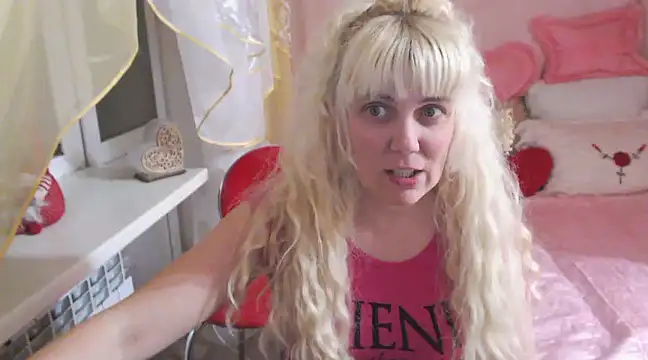 Snapshot of SunnySylvia chatting on February 2025 05:09:02 PM SunnySylvia online show from February 2025 05:09:02 PM