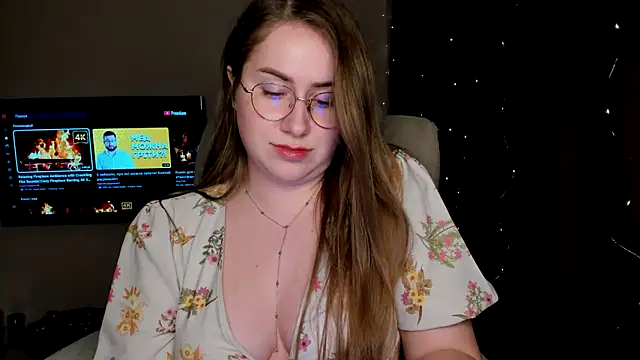 SeasonalSomeone online show from March 2025 09:42:02 PM