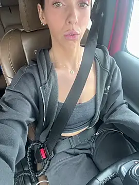 JordanXo online show from June 2026 06:23:01 PM