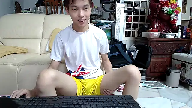 Snapshot of andrewooi chatting on December 2024 05:50:02 AM andrewooi online show from December 2024 05:50:02 AM