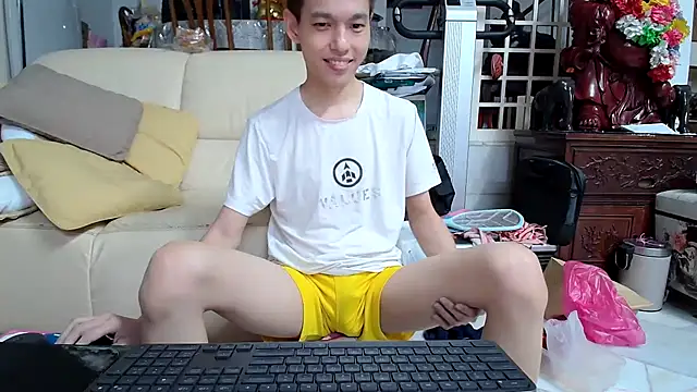 Snapshot of andrewooi chatting on January 2025 12:30:02 PM andrewooi online show from January 2025 12:30:02 PM