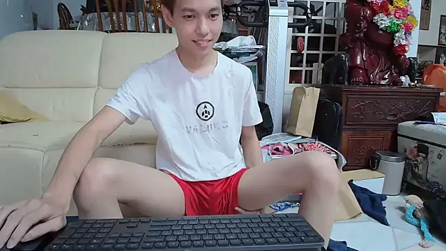 Snapshot of andrewooi chatting on January 2025 10:08:02 AM andrewooi online show from January 2025 10:08:02 AM