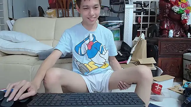 Snapshot of andrewooi chatting on February 2025 03:45:02 PM andrewooi online show from February 2025 03:45:02 PM