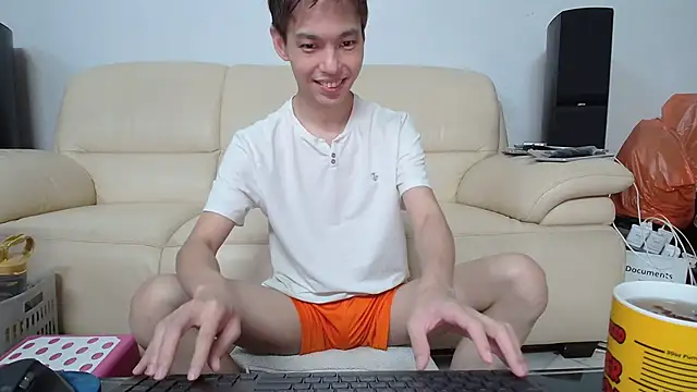 Snapshot of andrewooi chatting on September 2025 09:40:02 PM andrewooi online show from September 2025 09:40:02 PM