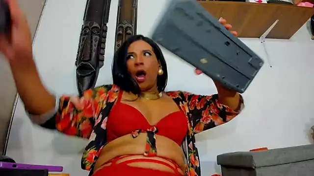 Snapshot of sashasweethot chatting on January 2025 07:13:02 PM sashasweethot online show from January 2025 07:13:02 PM