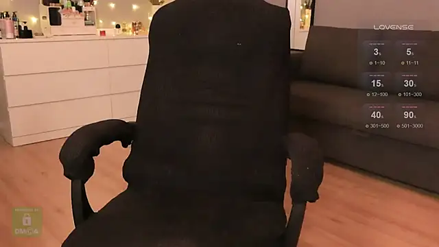 Hit-girl- online show from February 2025 08:55:01 PM