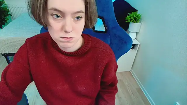 Snapshot of CranberryHot chatting on September 2025 10:43:02 PM CranberryHot online show from September 2025 10:43:02 PM